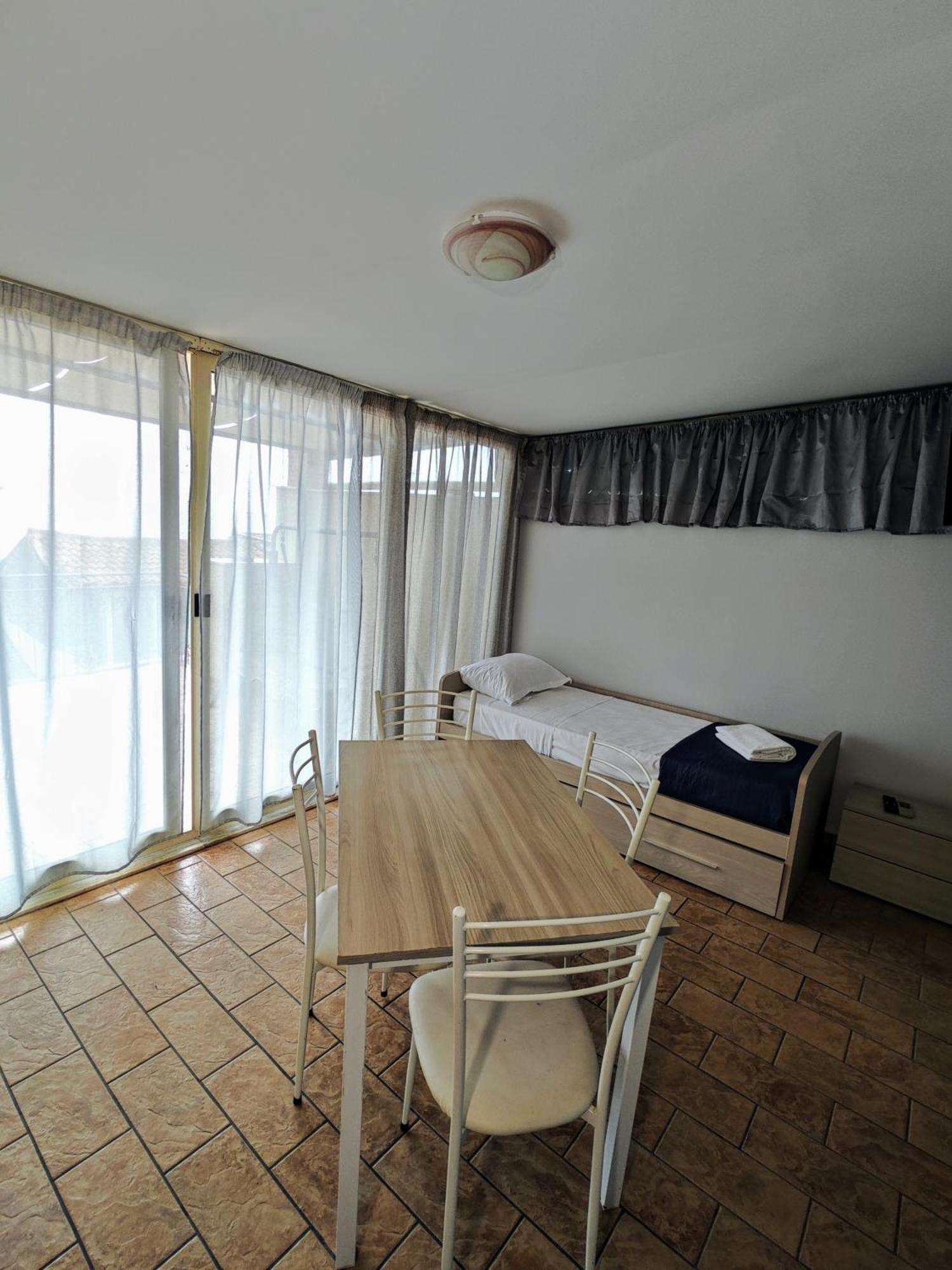 Etnapartment 4 Джардини-Наксос Экстерьер фото
